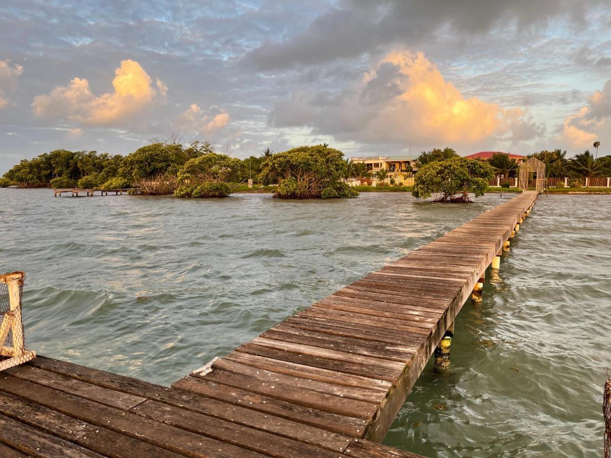 The Novelo Hotell Caye Caulker Exteriör bild